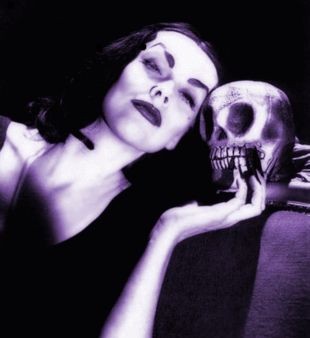 Vampira.jpg